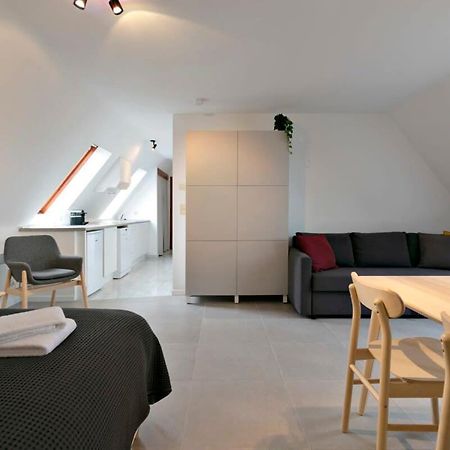 Huswell - Cozy And Roomy Studio With A Homely Feel De Haan Eksteriør billede