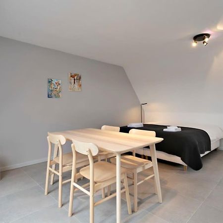 Huswell - Cozy And Roomy Studio With A Homely Feel De Haan Eksteriør billede